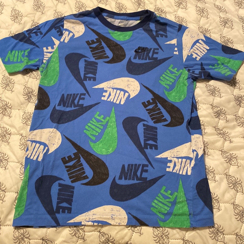 Boys Nike shirt
